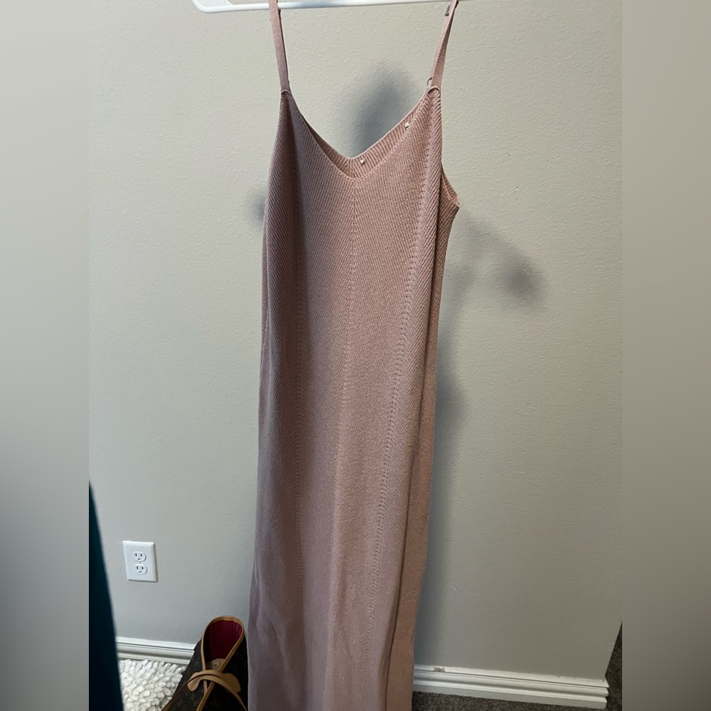 Elegant Pink Maxi Dress